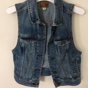 Demon vest in traditional color wash